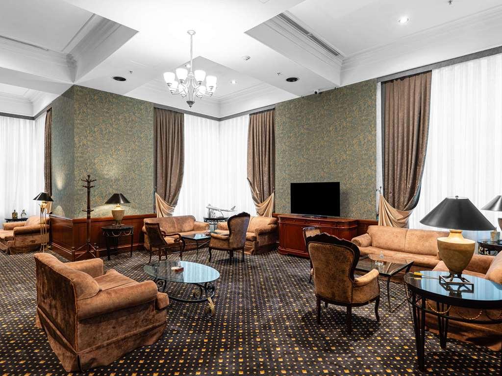 Moevenpick Hotel طشقند المطعم الصورة