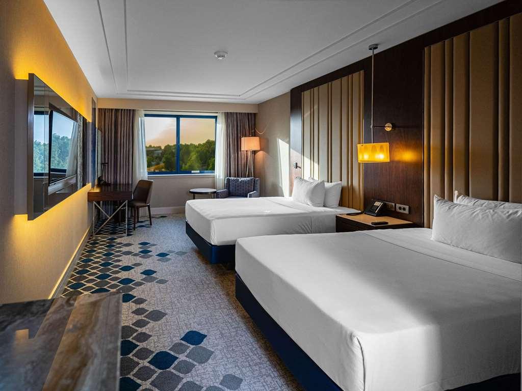Moevenpick Hotel طشقند الغرفة الصورة