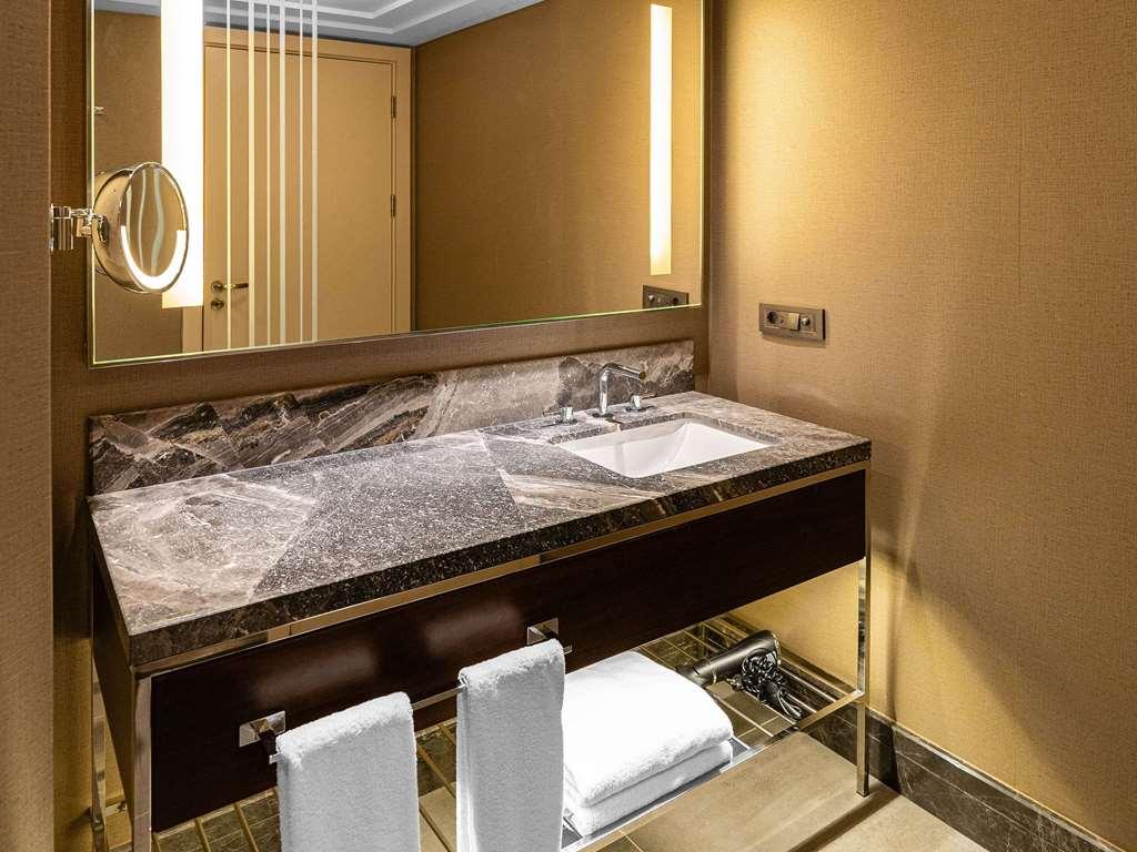 Moevenpick Hotel طشقند الغرفة الصورة