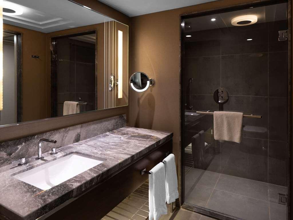 Moevenpick Hotel طشقند الغرفة الصورة