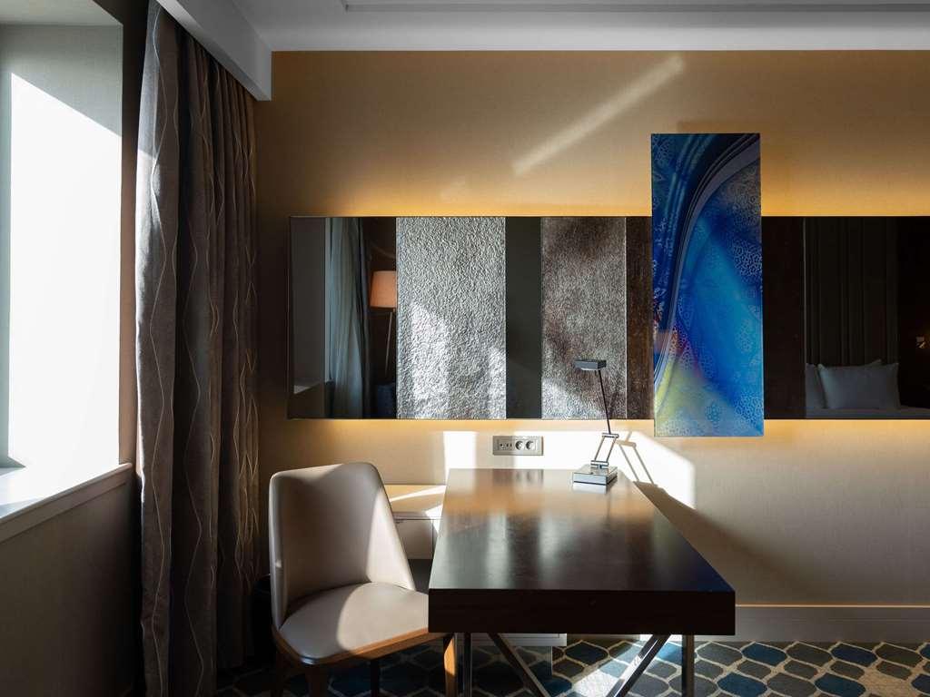 Moevenpick Hotel طشقند الغرفة الصورة