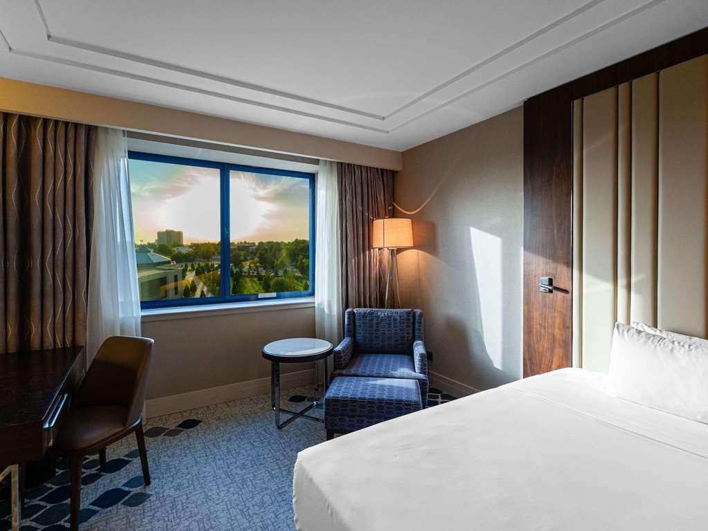 Moevenpick Hotel طشقند الغرفة الصورة